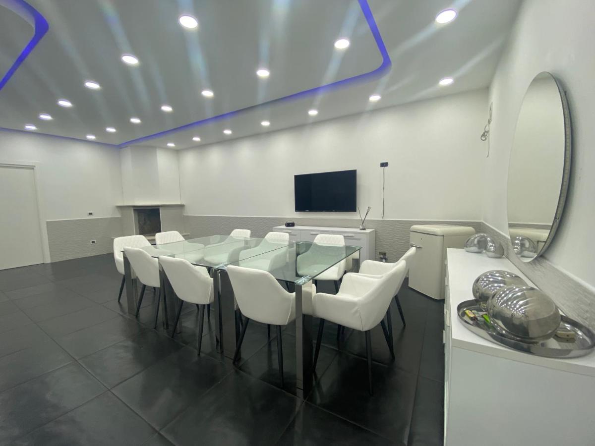 Casa Vacanza Napoli Bagian luar foto